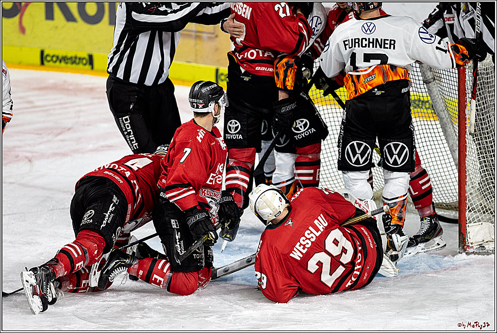 DEL;  Koelner Haie - Grizzlys Wolfsburg; Koeln, 25.02.2020